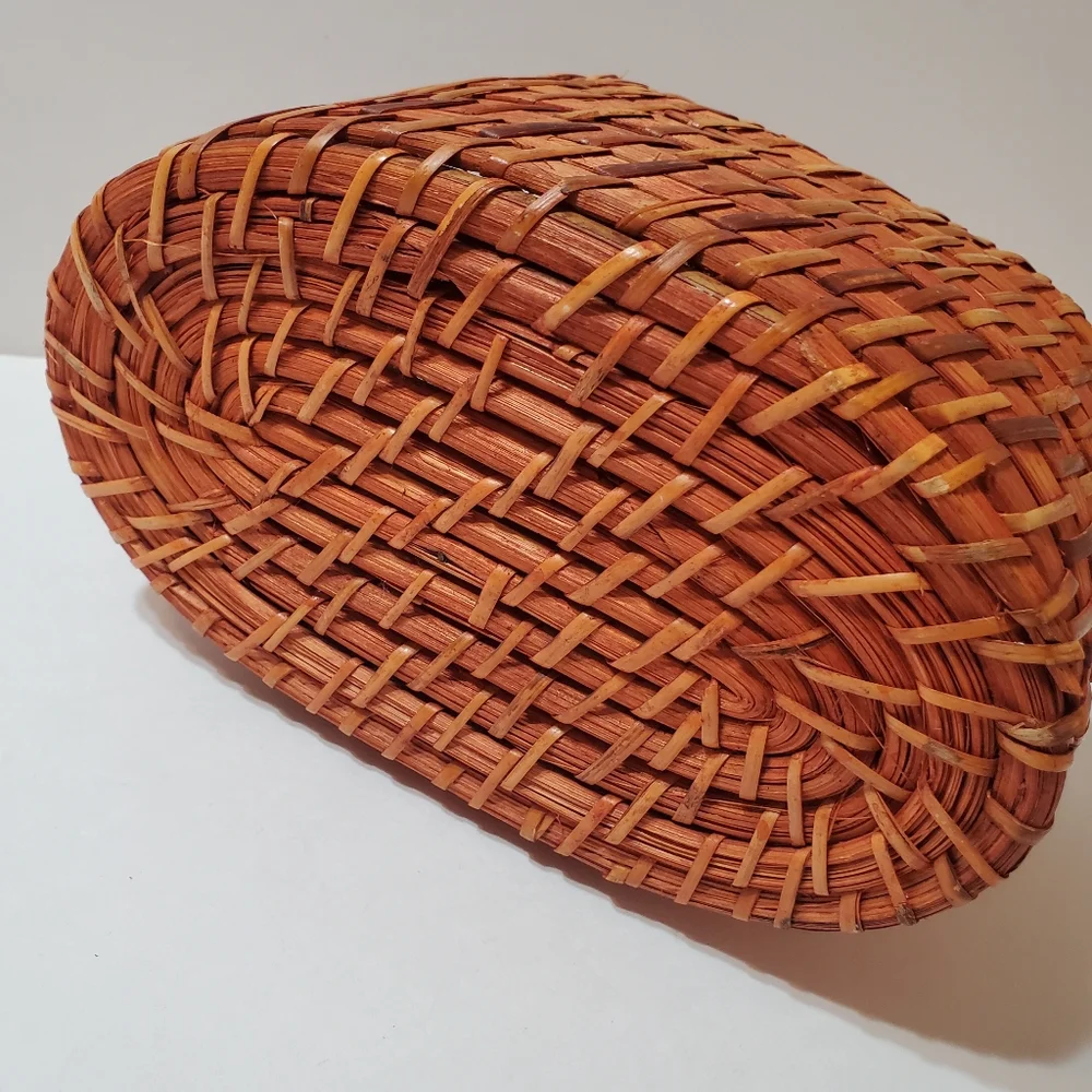 Vintage Weaved Wicker Divided Wine Basket